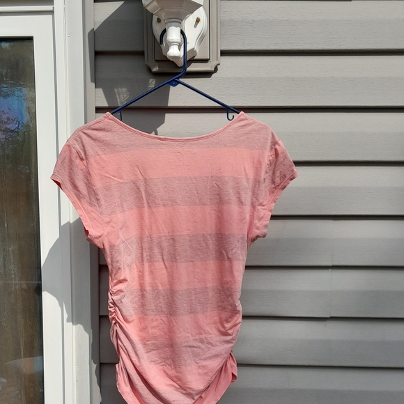 Guess Pink Ruched Short Sleeve Tee Small - Picture 5 of 5